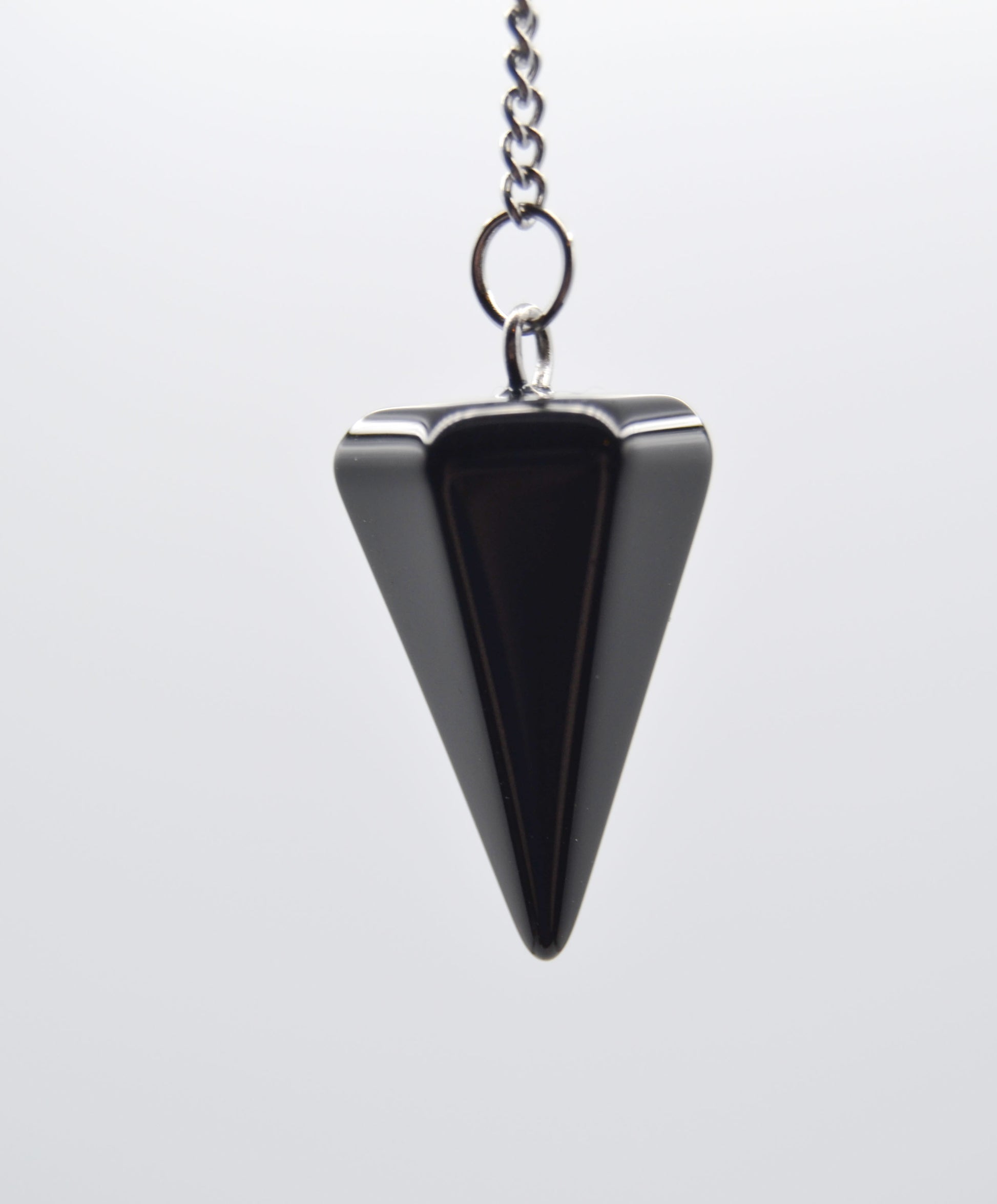 Wayfinder’s Pendulum – Black Agate