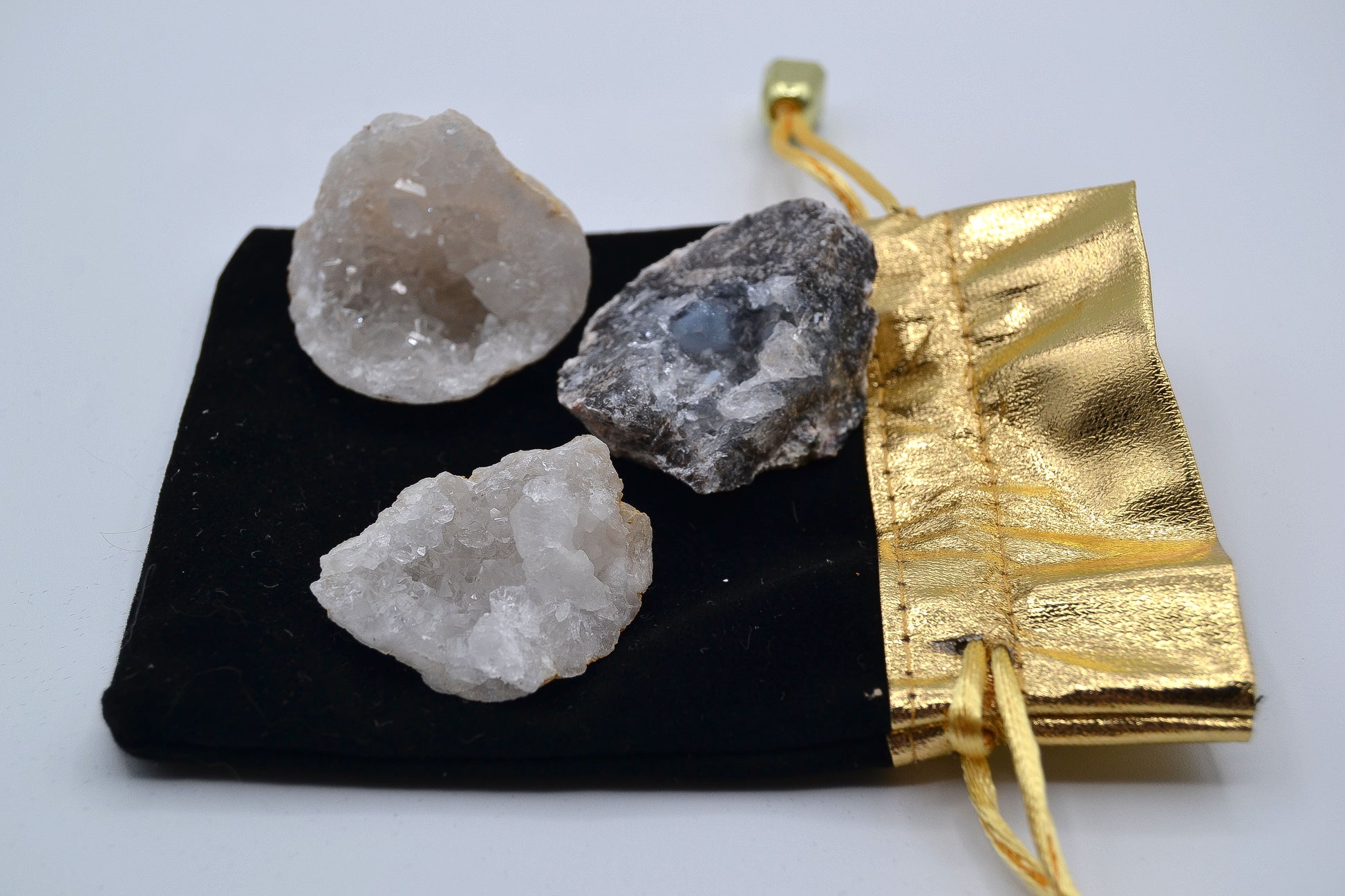 Clarity in the Hollow